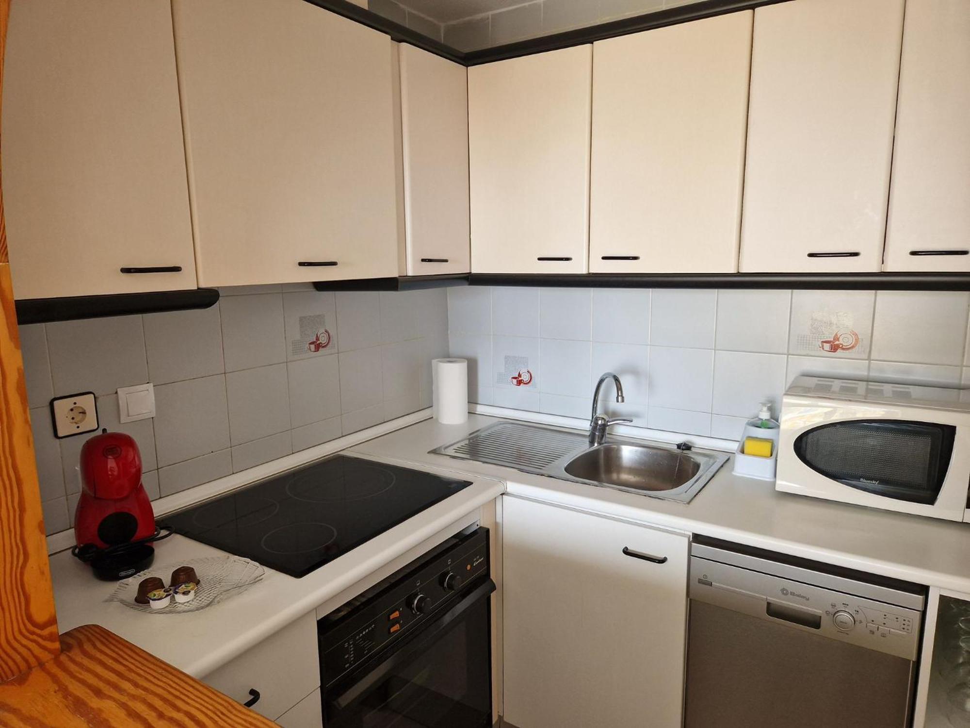 Apartamento Del Nino Кампоамор Екстериор снимка